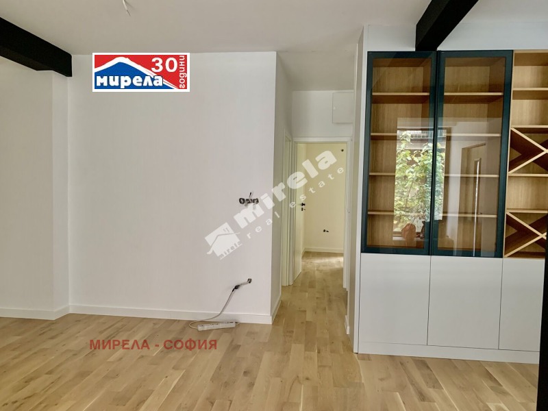 Na prodej  2 ložnice Sofia , Centar , 128 m2 | 55748189 - obraz [8]