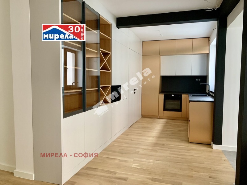 Na prodej  2 ložnice Sofia , Centar , 128 m2 | 55748189 - obraz [5]