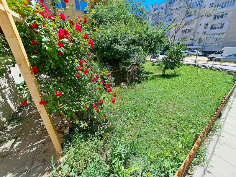 Na prodej  2 ložnice Varna , Ljatno kino Trakija , 62 m2 | 69407840