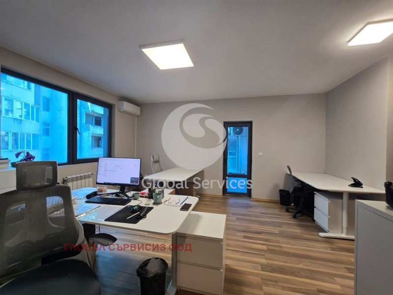Продава  4-стаен град София , Медицинска академия , 165 кв.м | 20893007 - изображение [5]