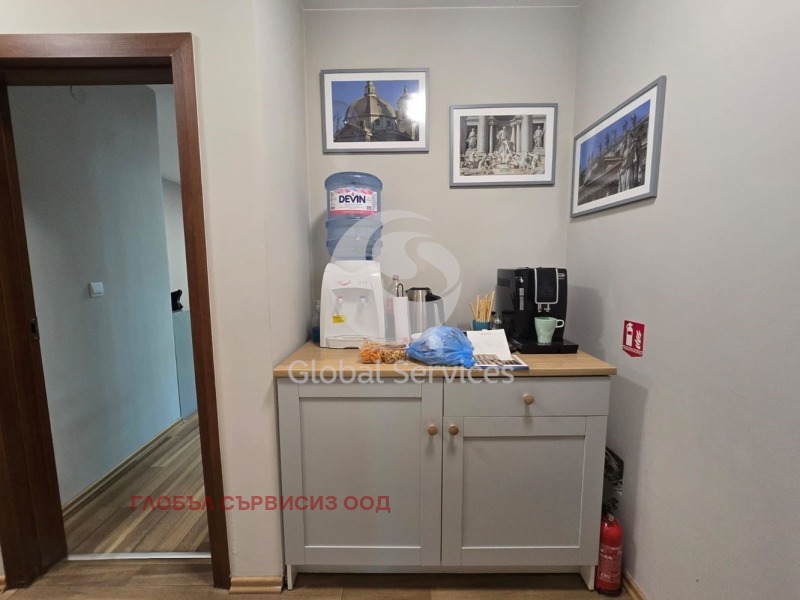 Продава  4-стаен град София , Медицинска академия , 165 кв.м | 20893007 - изображение [2]