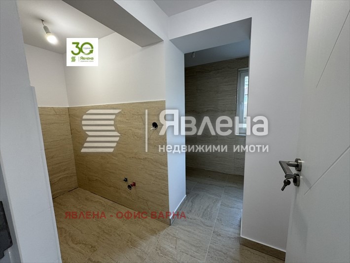Продава МНОГОСТАЕН, гр. Варна, Зимно кино Тракия, снимка 12 - Апартаменти - 54259780