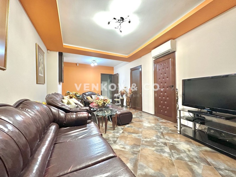 Til salg  Kontor Sofia , Vitosha , 112 kvm | 69586278 - billede [2]
