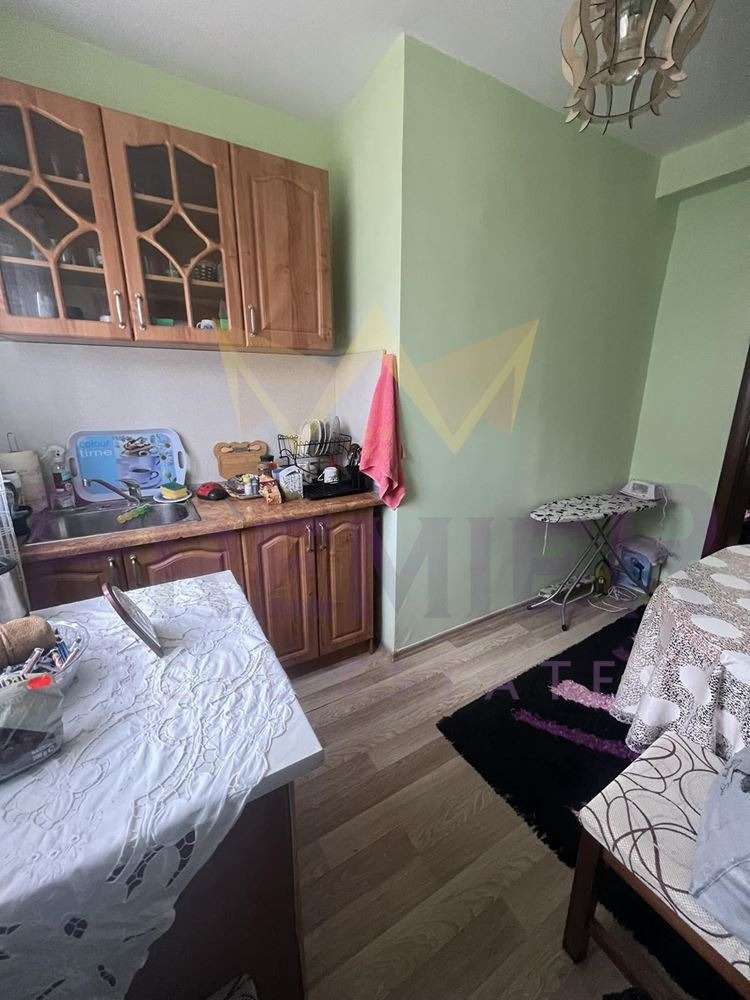 Продава КЪЩА, гр. Айтос, област Бургас, снимка 9 - Къщи - 54289789