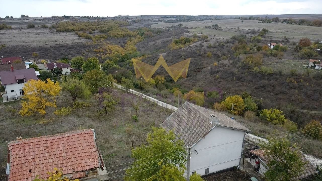 Продава КЪЩА, гр. Аксаково, област Варна, снимка 4 - Къщи - 54411491