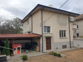 Продажба на имоти в гр. Хисаря, област Пловдив — страница 6 - изображение 9 