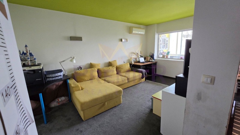 Продава  4-стаен град Варна , Младост 2 , 110 кв.м | 37322203