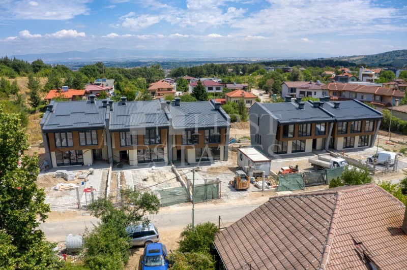 In vendita  Casa Sofia , Pancharevo , 261 mq | 71855277