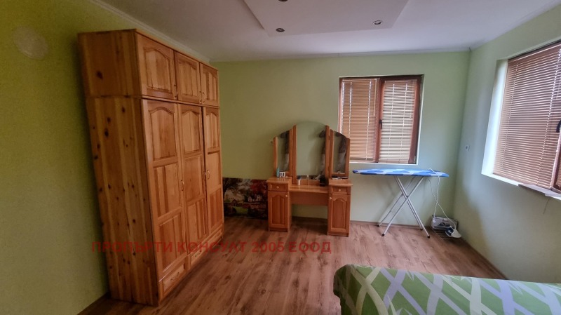 Eladó  Ház régió Sofia , Rajovo , 63 négyzetméter | 12057769 - kép [12]