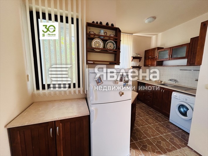 Продава КЪЩА, с. Осеново, област Варна, снимка 14 - Къщи - 48972176