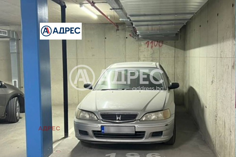 Продава ГАРАЖ, ПАРКОМЯСТО, гр. Варна, Гранд Мол, снимка 2 - Гаражи и паркоместа - 53266437