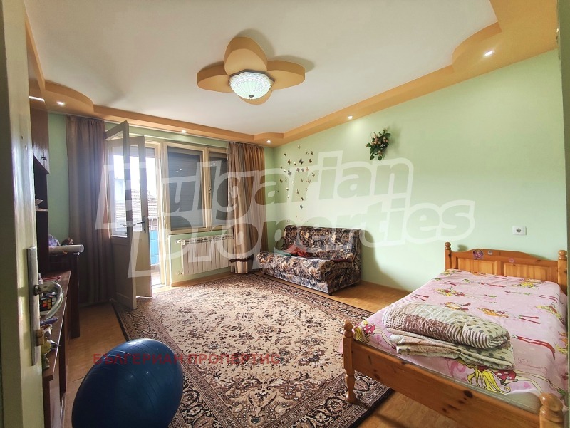 Продава МНОГОСТАЕН в град Ловеч, Център - 120 кв.м / 142 000 € » 277 727.86 лв., БЪЛГЕРИАН ПРОПЕРТИС