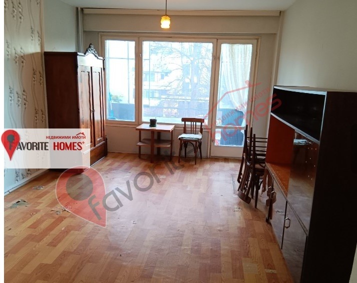 Продава  2-стаен град Шумен , Добруджански , 60 кв.м | 75800546