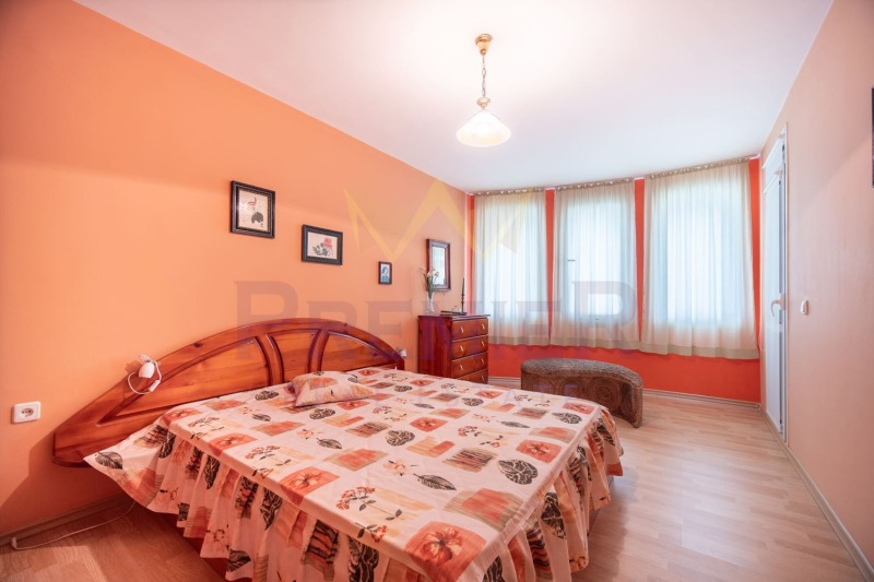 Продава  3-стаен град Добрич , Център , 99 кв.м | 36176036 - изображение [13]