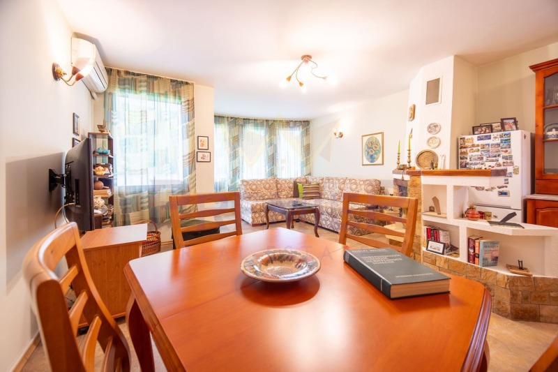 Продава  3-стаен град Добрич , Център , 99 кв.м | 36176036 - изображение [5]