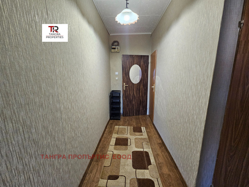 Продава 3-СТАЕН, гр. Радомир, област Перник, снимка 6 - Апартаменти - 52806258