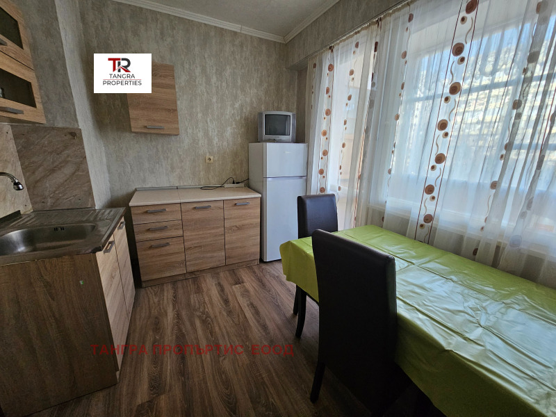 Продава 3-СТАЕН, гр. Радомир, област Перник, снимка 9 - Апартаменти - 52806258