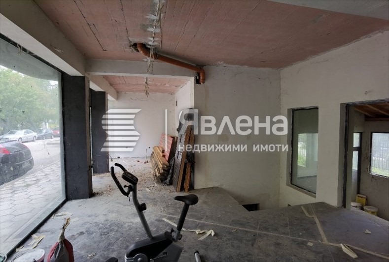 Продава КЪЩА, гр. Благоевград, Еленово 2, снимка 2 - Къщи - 47442361