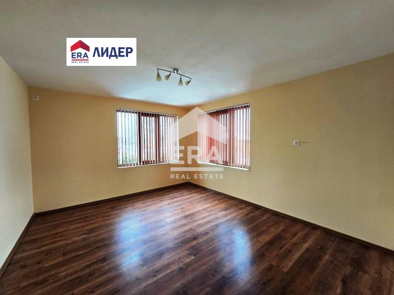 Продава  Къща област Русе , с. Щръклево , 273 кв.м | 39408827 - изображение [10]