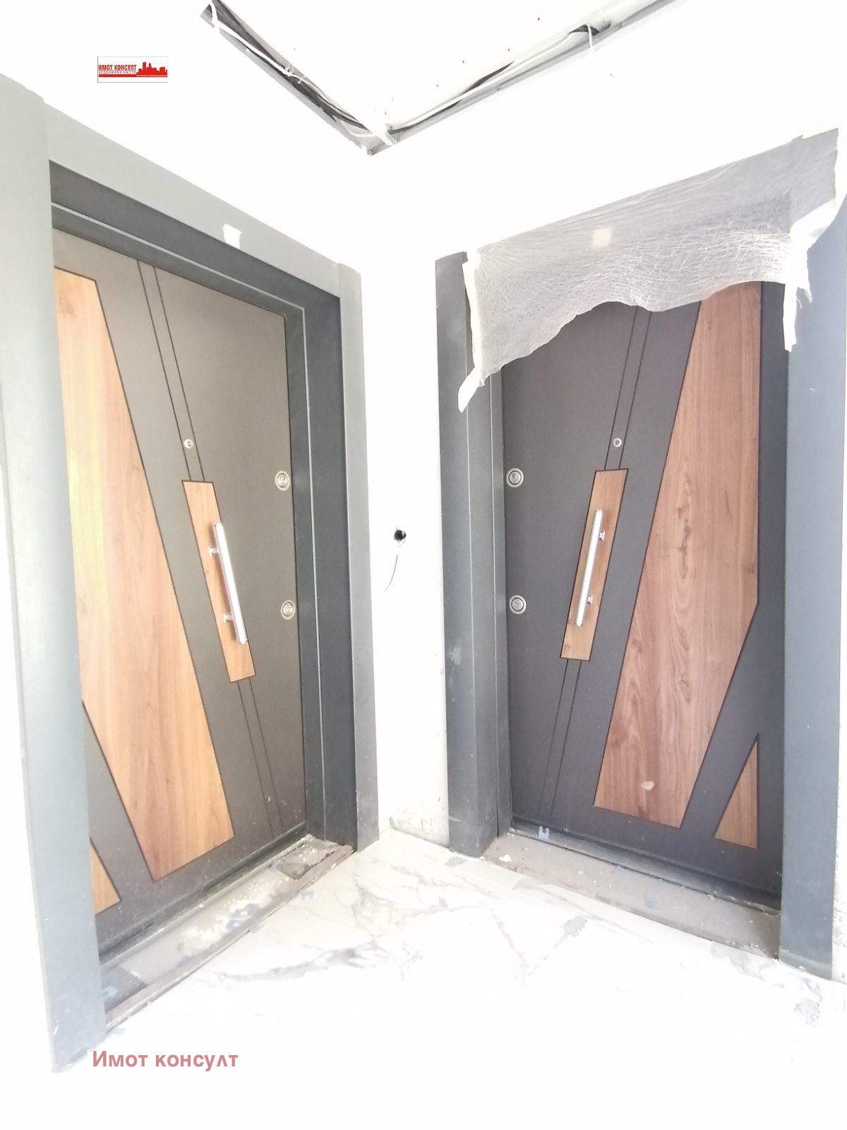 Продава 1-СТАЕН, гр. Пловдив, Център, снимка 2 - Апартаменти - 39837373