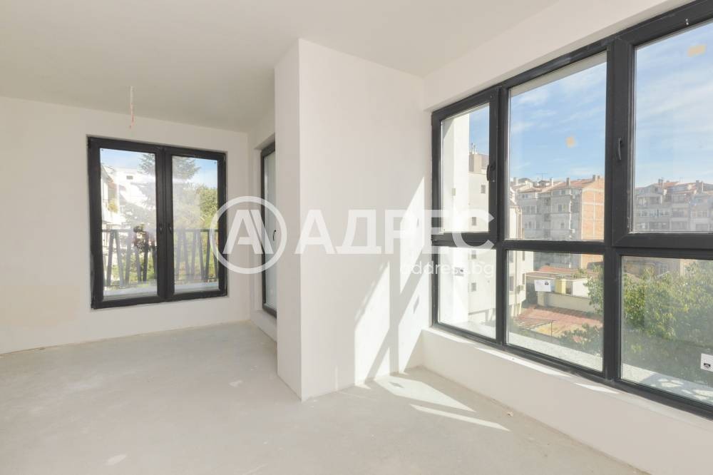 Продава 2-СТАЕН, гр. Бургас, Център, снимка 3 - Апартаменти - 56603506
