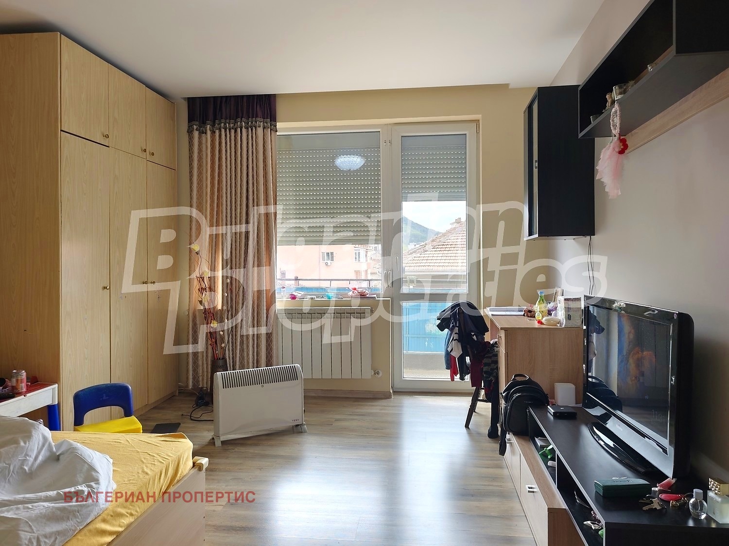 Продава МНОГОСТАЕН, гр. Ловеч, Център, снимка 17 - Апартаменти - 54222719