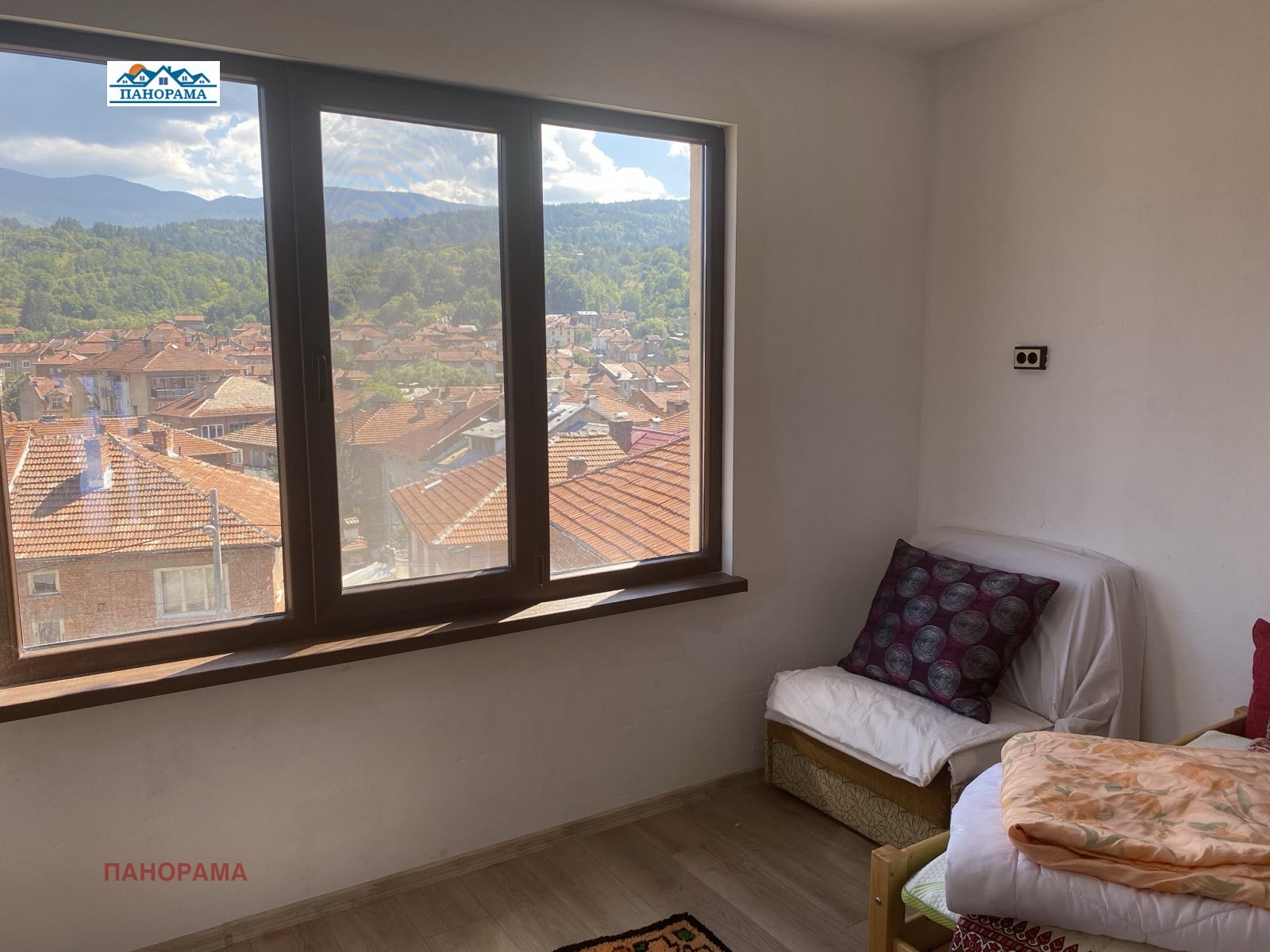 Продава ЕТАЖ ОТ КЪЩА, гр. Батак, област Пазарджик, снимка 2 - Етаж от къща - 54253224