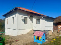 Продава КЪЩА, област София, гр. Етрополе • 180000 лв. / 92032.54 € • 83767752 1