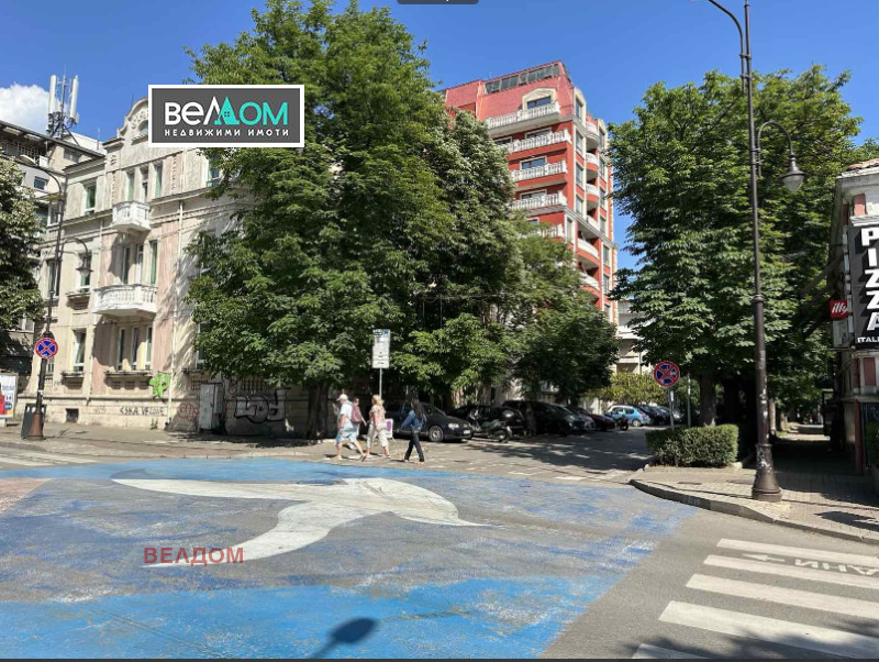 Продава 3-СТАЕН в град Варна, Център - 112 кв.м / 560 000 € » 1 095 264.80 лв., ВЕЛДОМ