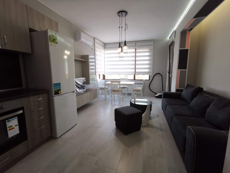 Продава  2-стаен град Плевен , Широк център , 60 кв.м | 23824857 - изображение [6]