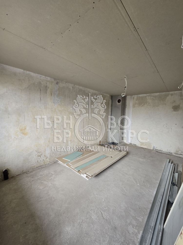 Продава 2-СТАЕН, гр. Велико Търново, Бузлуджа, снимка 2 - Апартаменти - 54064066