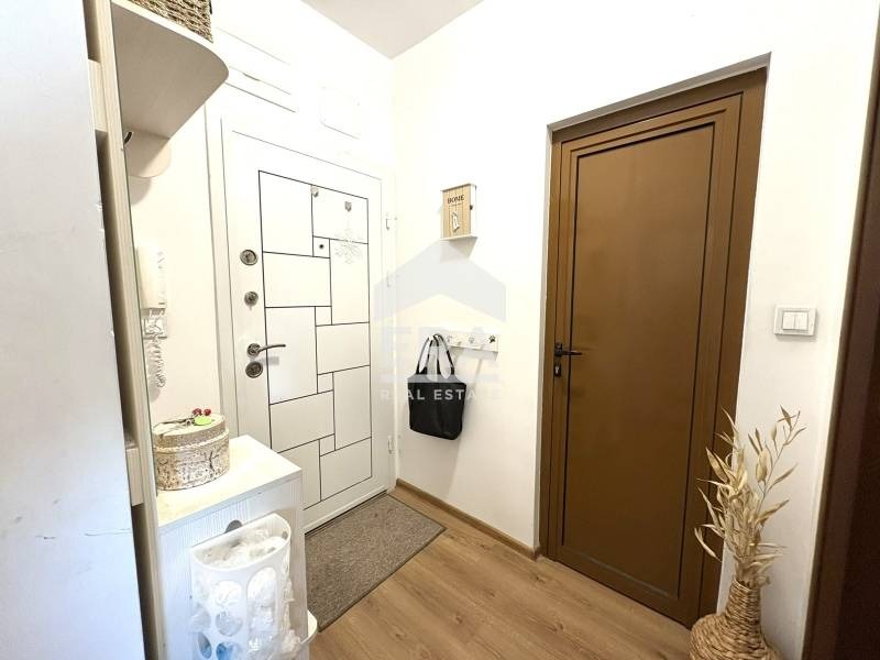Продава 2-СТАЕН, гр. Велико Търново, Център, снимка 10 - Апартаменти - 54680182