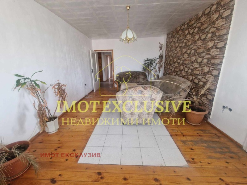 For Sale  3+ bedroom Plovdiv , Komatevski vazel , 152 sq.m | 61674496 - image [2]