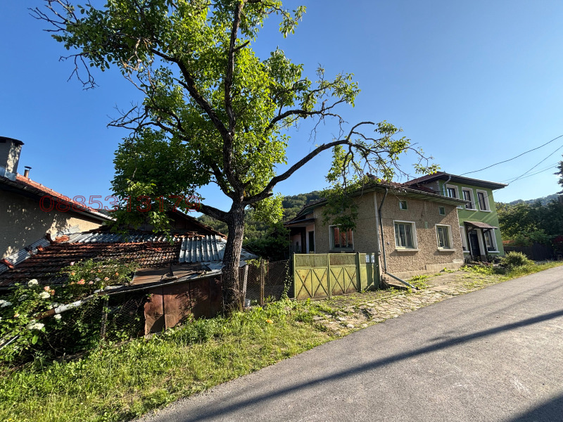 Продава КЪЩА, с. Терзийско, област Ловеч, снимка 2 - Къщи - 52785277