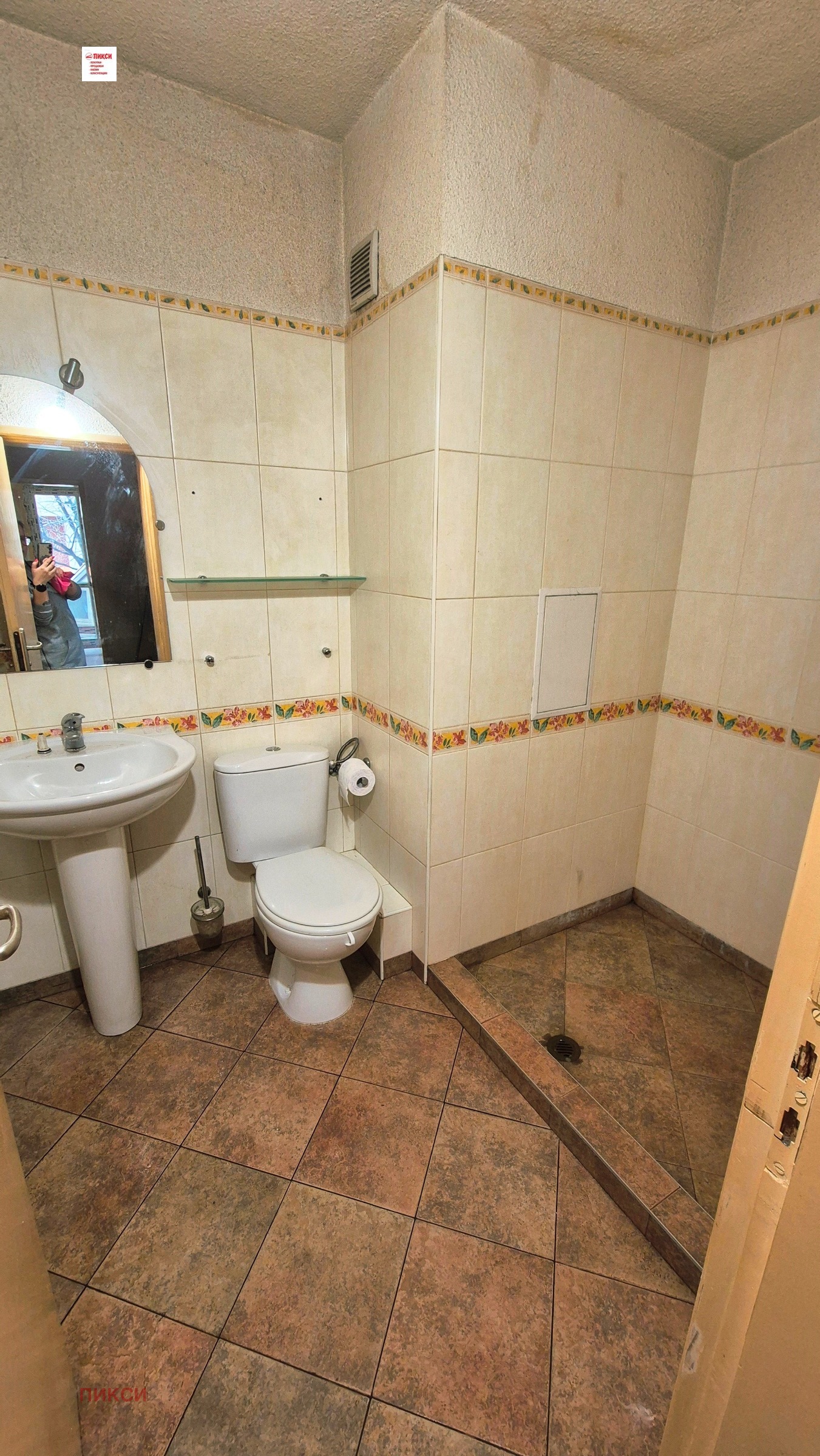 Продава 4-СТАЕН, гр. София, Илинден, снимка 2 - Апартаменти - 53812456