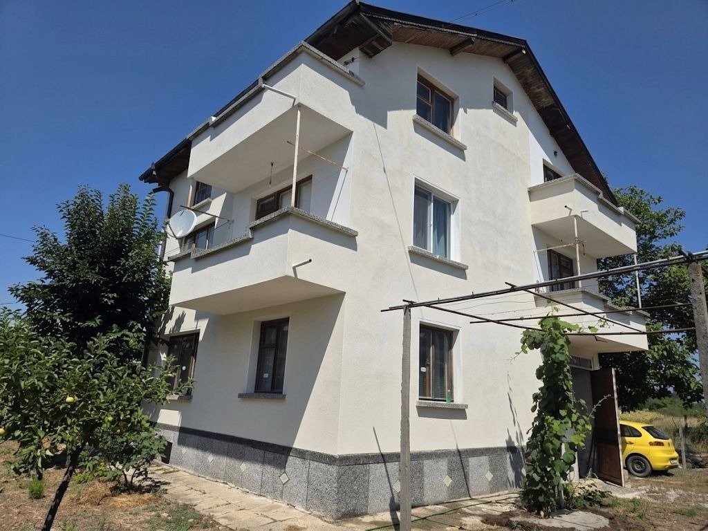 Продава КЪЩА, с. Труд, област Пловдив