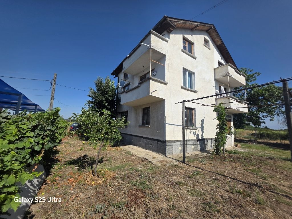 Продава КЪЩА, с. Труд, област Пловдив