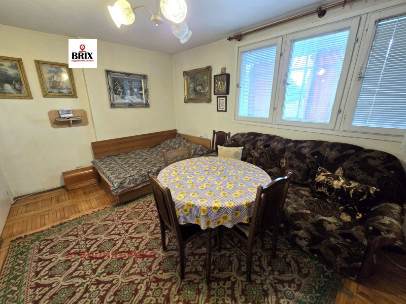 Продава  2-стаен град Русе , Център , 62 кв.м | 41267343 - изображение [2]