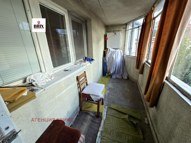 Продава  2-стаен град Русе , Център , 62 кв.м | 41267343 - изображение [12]