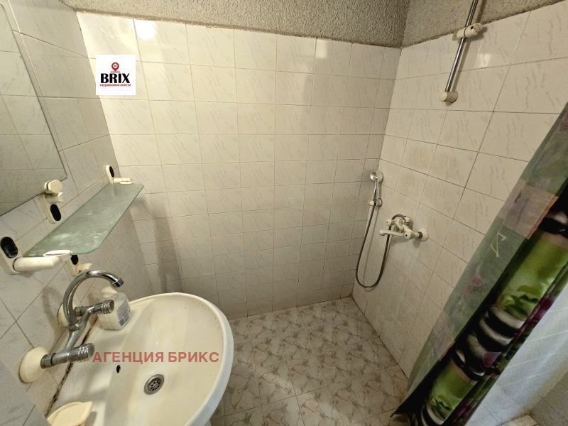 Продава  2-стаен град Русе , Център , 62 кв.м | 41267343 - изображение [10]