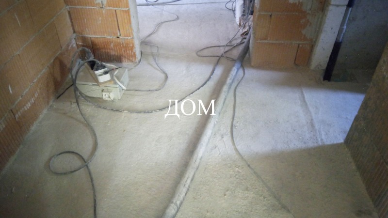 Na prodej  2 ložnice Šumen , 5-ti polk , 74 m2 | 32038020 - obraz [2]