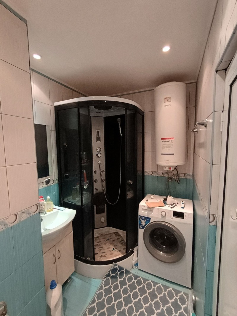 Продава  3-стаен град Бургас , Славейков , 65 кв.м | 48044830