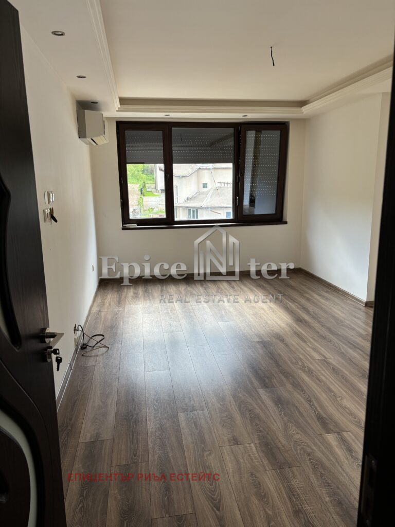 На продаж  1 спальня Перник , Център , 115 кв.м | 89726866 - зображення [2]