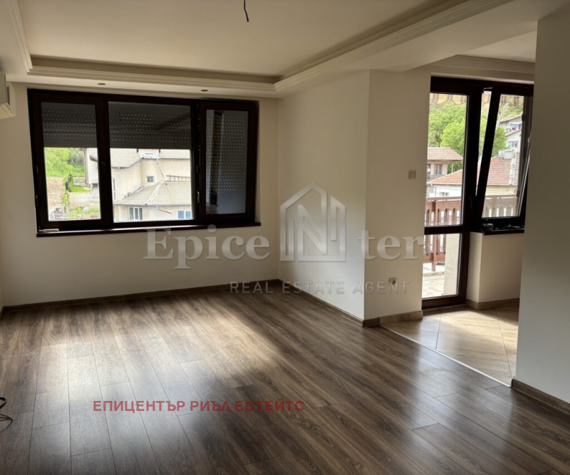 На продаж  1 спальня Перник , Център , 115 кв.м | 89726866
