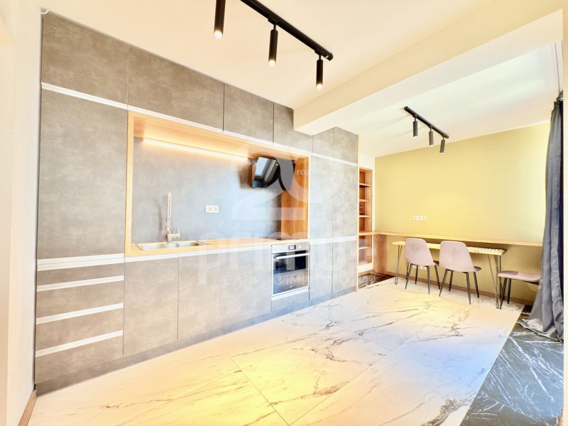 In vendita  1 camera da letto Sofia , Zona B-18 , 76 mq | 53360697
