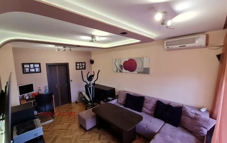 Myytävänä  3 makuuhuonetta Varna , Vladislav Varnentšik 2 , 98 neliömetriä | 66443559 - kuva [2]