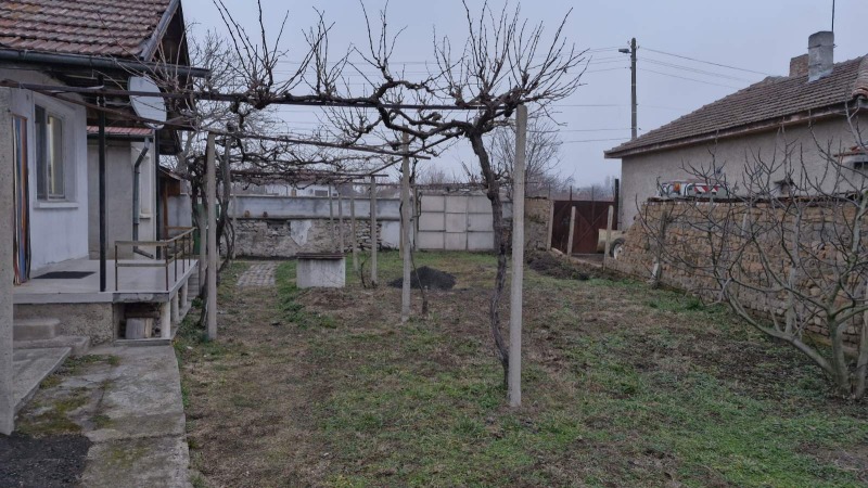 Продава КЪЩА, с. Тулово, област Стара Загора