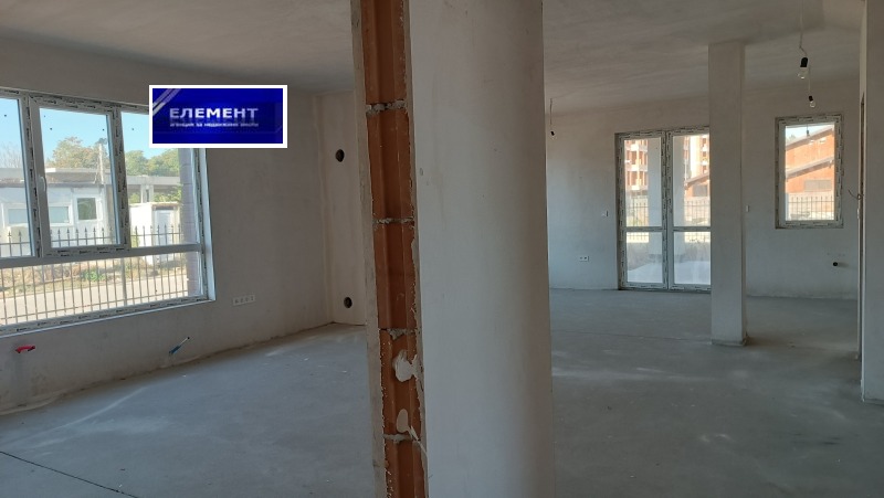 Til salgs  Hus Plovdiv , Ostromila , 407 kvm | 31931245 - bilde [8]