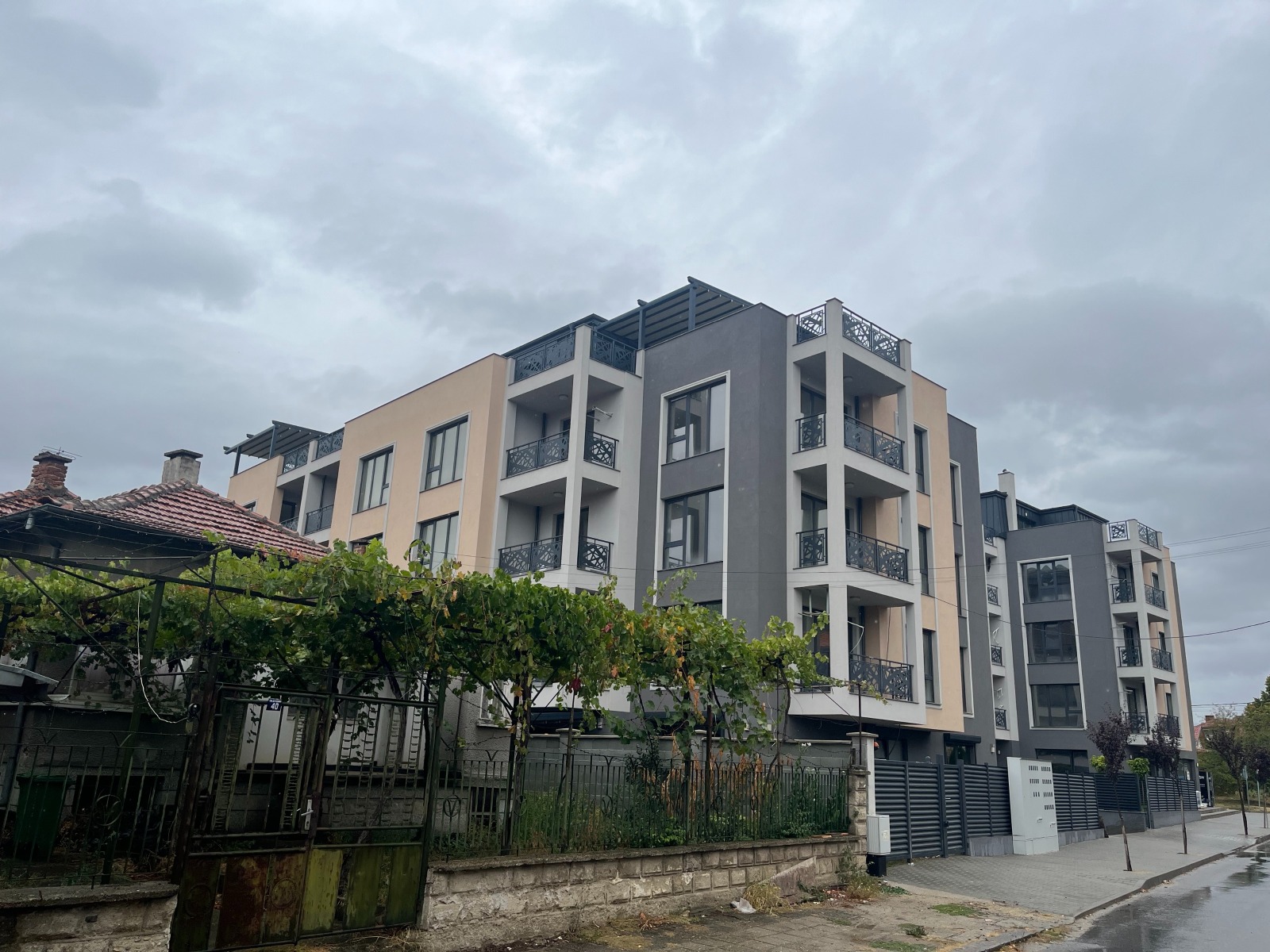 Продава 3-СТАЕН, гр. Казанлък, област Стара Загора