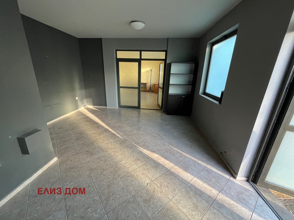 Продава МАГАЗИН, гр. Варна, Бриз, снимка 5 - Магазини - 55801208